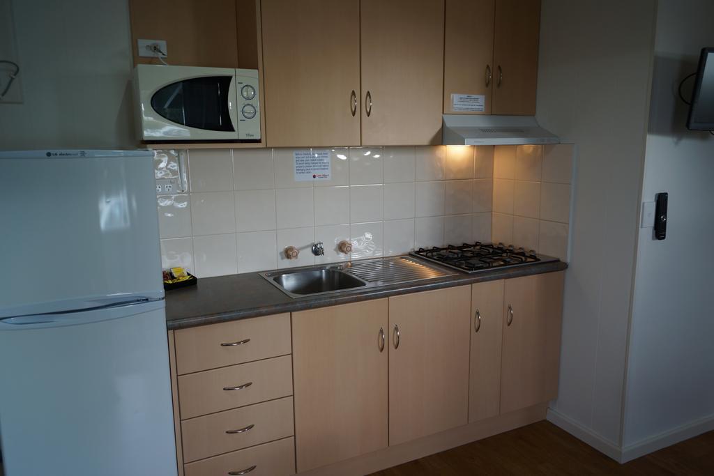 Lake Albert Caravan Park Hotell Meningie Rom bilde