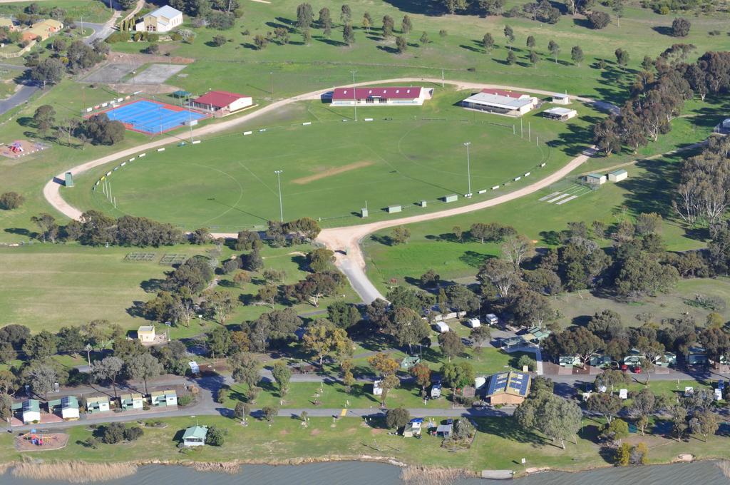 Lake Albert Caravan Park Hotell Meningie Eksteriør bilde