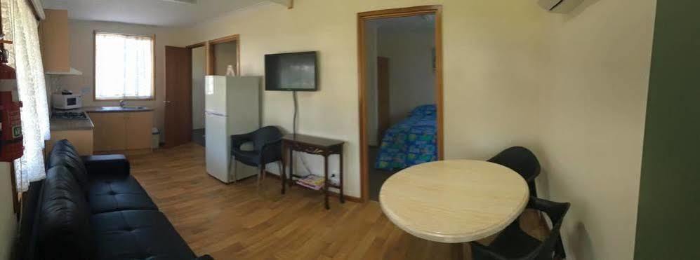Lake Albert Caravan Park Hotell Meningie Eksteriør bilde