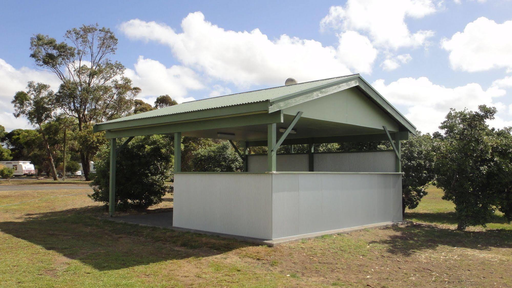 Lake Albert Caravan Park Hotell Meningie Eksteriør bilde